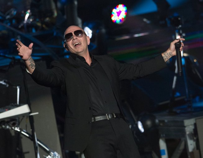 Pitbull kicks off his seven-show 