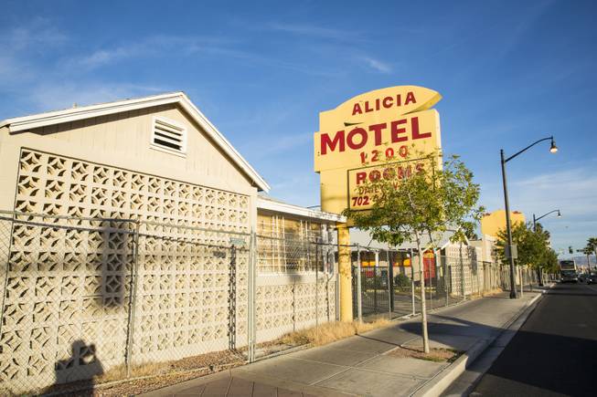 A look at the fenced up and forgotten Alicia Motel on East Fremont Street, Tuesday, Nov. 17, 2015.