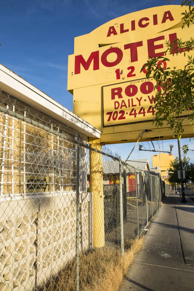 A look at the fenced up and forgotten Alicia Mortel; East Fremont Street, Las Vegas Nov. 17, 2015.