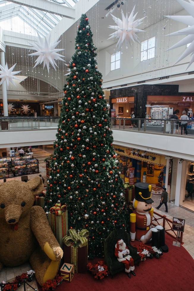 A look inside the Galleria Mall in Henderson, Nev. on November 14, 2017.