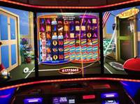 Another lucky slot player at the Cosmopolitan has hit a major jackpot. On Thursday evening, a Minnesota man hit the top prize of $617,000 on just his second spin on a  ...