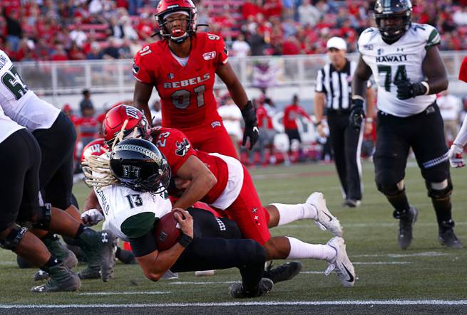 UNLV loses to Hawaii, drops to 0-6 in Mountain West play
