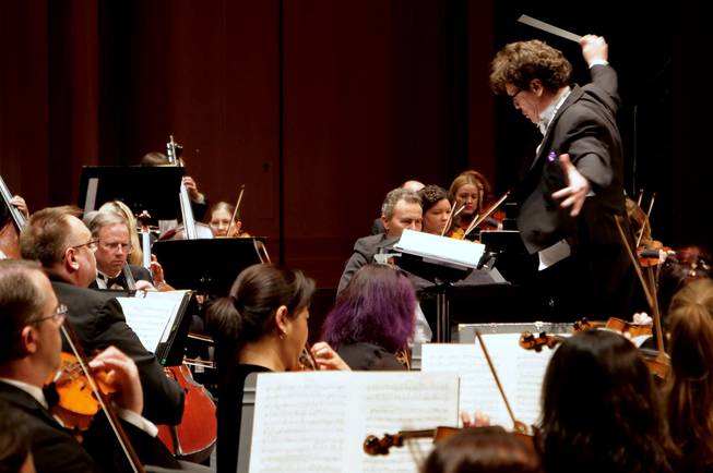The Las Vegas Philharmonic returns to the Smith Center in October.