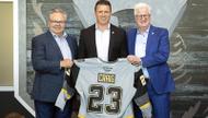 The longtime Golden Knights assistant was introduced as the second coach in team history on Friday, replacing Manny Viveiros after three seasons.