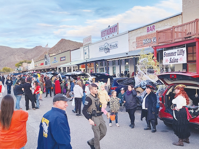 Caliente’s festivals, including a Memorial Day Weekend celebration and the town’s Fourth of July celebration, draw visitors.