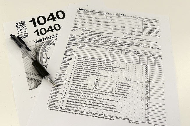 IRS 1040 Tax Form