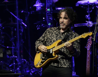John Oates performs in Glendale, Ariz. on July 17, 2017. Oates will release his sixth solo album, “Reunion,” on May 17, 2024.