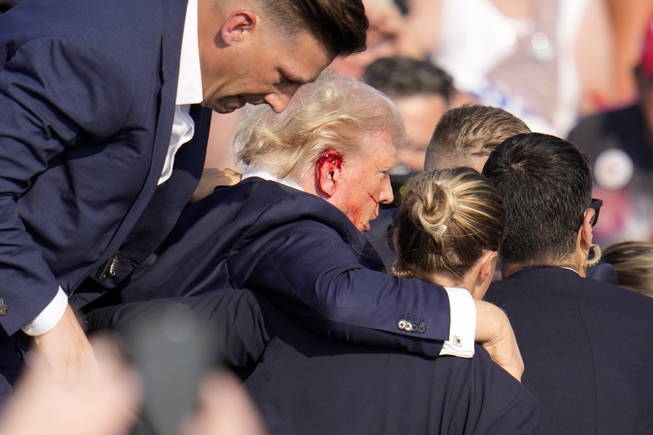 Donald Trump shot at rally