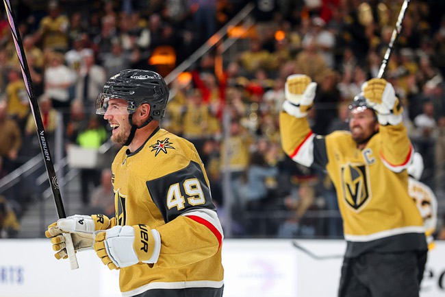Golden Knights Defeat the Bruins 6-5