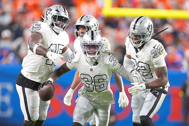 Raiders Fall to Broncos 10-7 in Denver