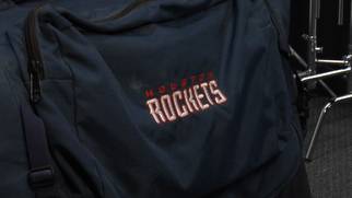 What\'s in Charles Barkley\'s Bag?