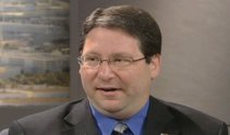 Andrew Martin is giving up on challenging Jon Porter now that Dina Titus is entering the race.  Jon talks with the former congressional contender about is new plans.  Plus, Jon talks with State Senate candidate Lou Toomin about his bid to fill Titus' empty seat.