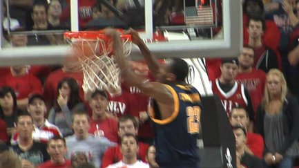 Bears Take It to Rebels