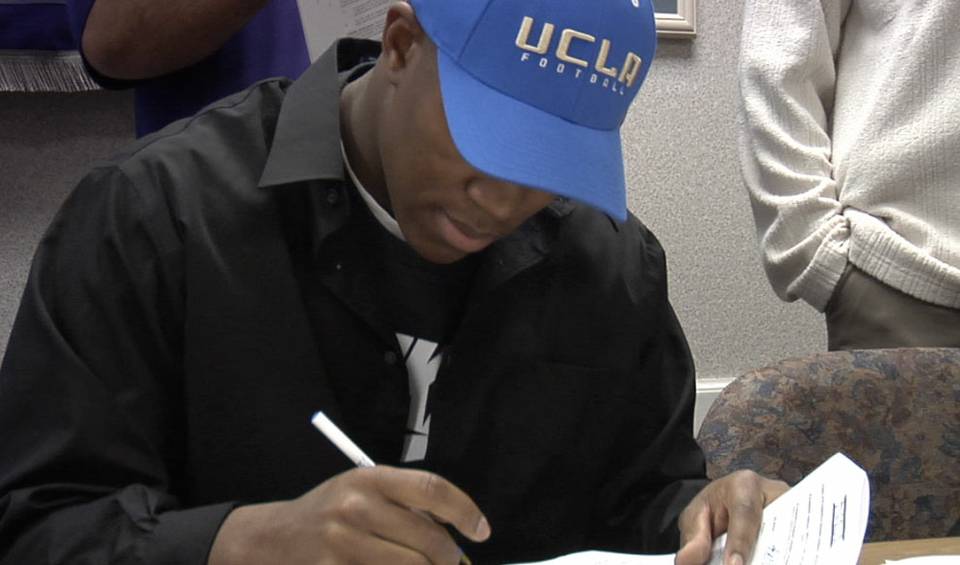 Graham Signs with UCLA