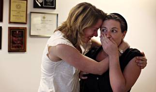 Sun wins Pulitzer