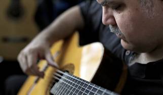 A Classical Guitar in Vegas