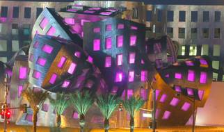 Night Timelapse: Lou Ruvo Center