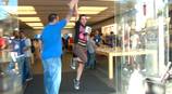 iPhone 4 Launches as Hundreds Wait
