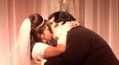 Big Elvis Gets Hitched