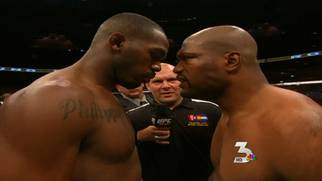 Jon Jones submits Quinton \'Rampage\' Jackson in fourth round