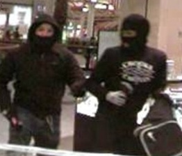 Armed robbers in Galleria jewelry store heist still at large