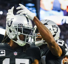 In by far their best defensive performance of the year, the Raiders gave up only one offensive touchdown in a 27-20 victory over the Chargers that wasn’t as close as the final ...
