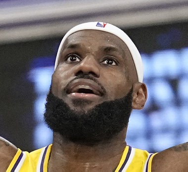 The Lakers’ superstar duo of LeBron James and Anthony Davis brought the house down to conclude the inaugural event, strong-arming the Indiana Pacers 123-109 to ..
