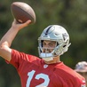 Minshew, O’Connell settle in for Raiders QB competition with solid practice debuts