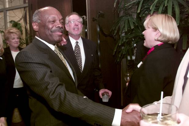 San Francisco Mayor Willie Brown arrives at a fundraiser hosted by Las Vegas Mayor Oscar Goodman and his wife Carolyn Goodman at Goodman's home November 3rd, 1999.