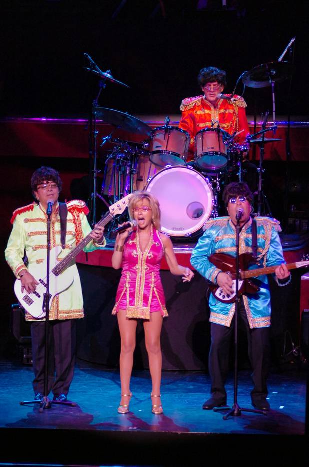 7-20-06; Las Vegas, NV: The Scintas first performance (Media Night) ...