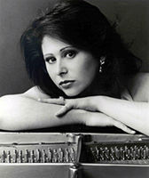 Navah Perlman, pianist