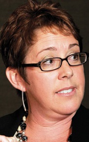 Lynn Warne