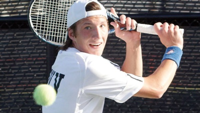 UNLV men's tennis team makes the grade