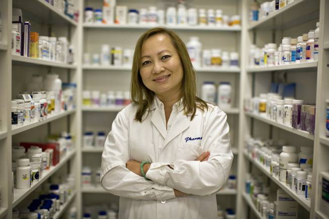 Pharmacist Khanh Pham