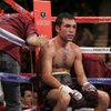 Oscar De La Hoya sits in his corner between rounds of Saturday night's welterweight fight against Manny Pacquiao at the MGM Grand Garden Arena. 