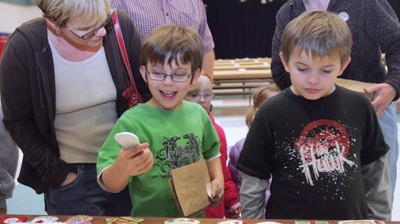 Vanderburg PTA sponsors Winter Creations event for students, parents
