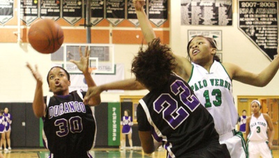 Palo Verde girls snag first ever postseason victory in overtime