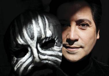 The Masked Magician Secrets Of Illusionists Unmasked Las Vegas Sun Newspaper