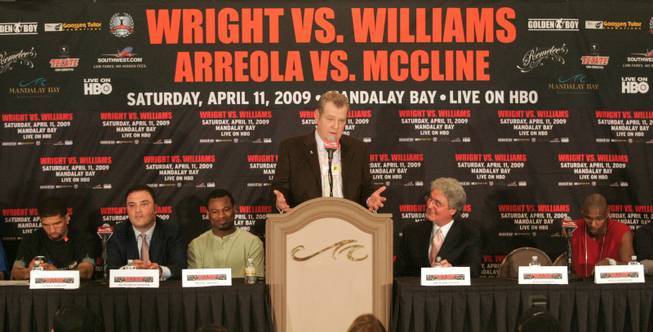 Paul Williams vs. Winky Wright