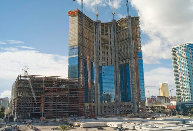 Construction continues at Fontainebleau Las Vegas on the north end of the Strip in November 2008. 