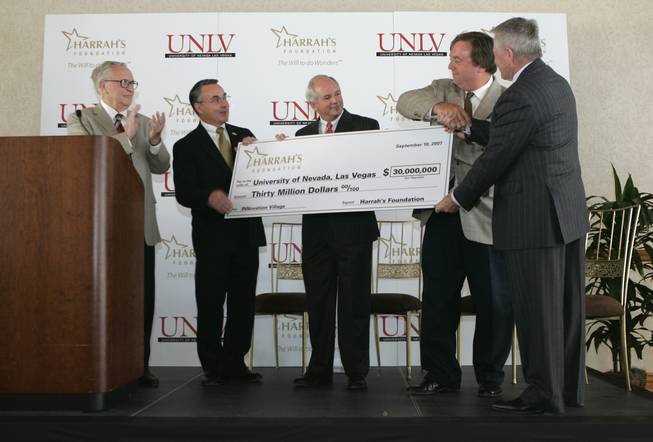 Gary Loveman presents $30 million donation to UNLV