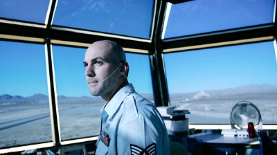 Nellis air traffic controller barely feels the heat in his kitchen