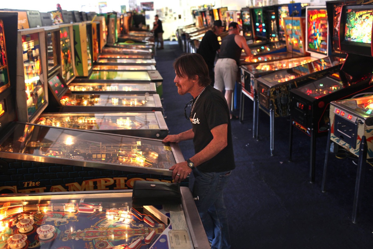 PINBALL HALL OF FAME REVIEW, LAS VEGAS ATTRACTIONS 