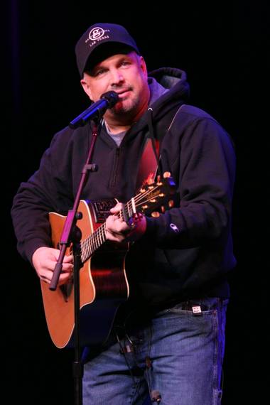 Garth Brooks performs at Encore Theater in the Wynn on Dec. 12, 2009.