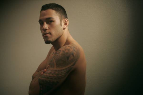Emerging local Brad Tavares looks to knock off fellow Ultimate