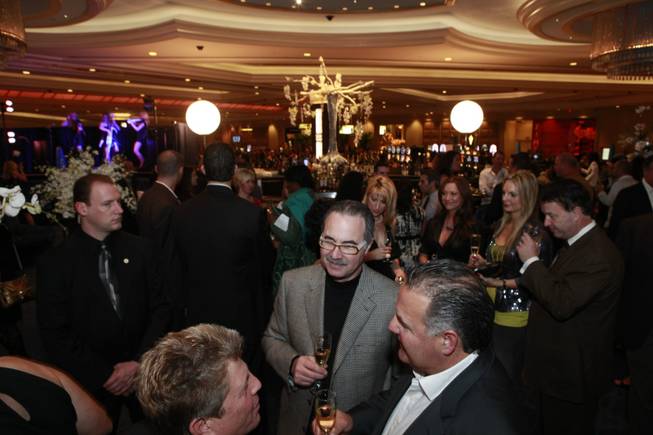 The grand opening of Laguna Champagne Bar in the Palazzo ...