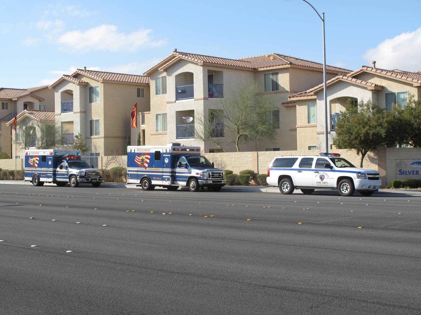 Fatal Shooting At Silver Pines Apartments Emergency Vehicles Park Outside The Silver Pines Apartment Complex Fatal Shooting At Silver Pines Apartments Emergency Vehicles Park Outside The Silver Pines Apartment Complex