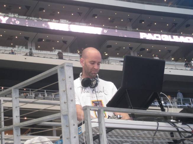 The stadium DJ has him some Vegas chops.