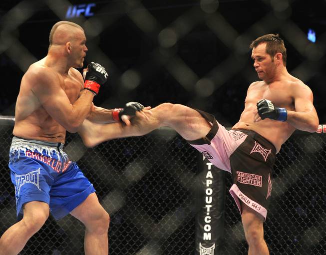 scaled.00045099A%20UFC53_t653.jpg