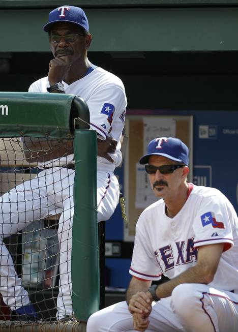 Maddux Brothers - Texas Rangers manager Ron Washington, left, and pitching  coach Mike ... -